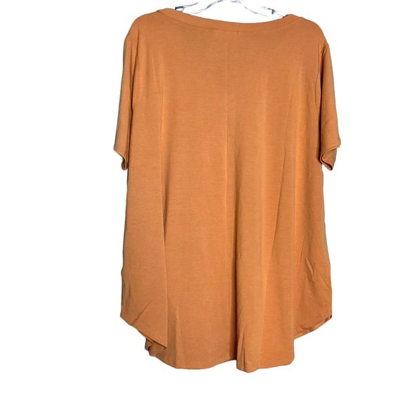 Zenana NWOT Short Sleeve V Neck Mustard Yellow Tee 3xl - Picture 2 of 4